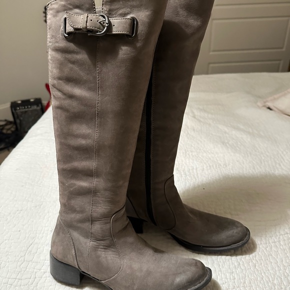 BORN brand below the knee boots, grey. - Picture 2 of 6